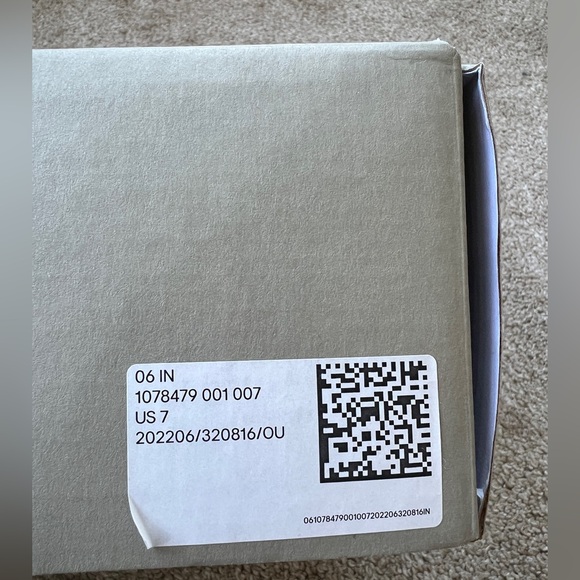 SOLD - H&M Chunky Leather Loafers - Picture 5 of 8